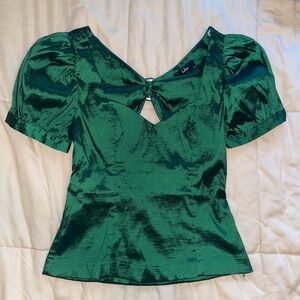 NWT Lulu's Emerald Satin Blouse